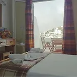 George & Irene Hotel 2* Chora (Ios)