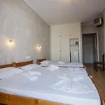 George & Irene Hotel 2*