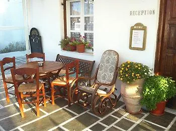 George & Irene Hotel 2*