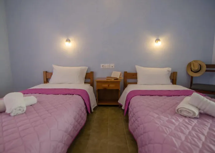 George & Irene Hotel 2*