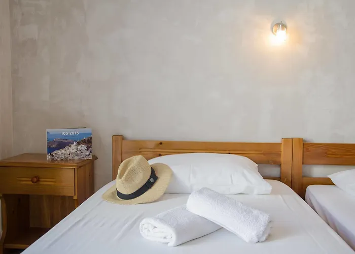 George & Irene Hotel 2*