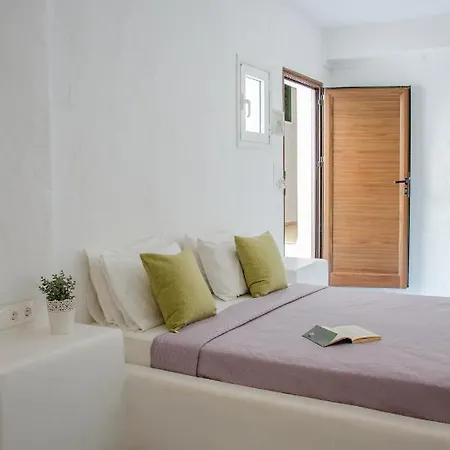 Hotel George & Irene 2*